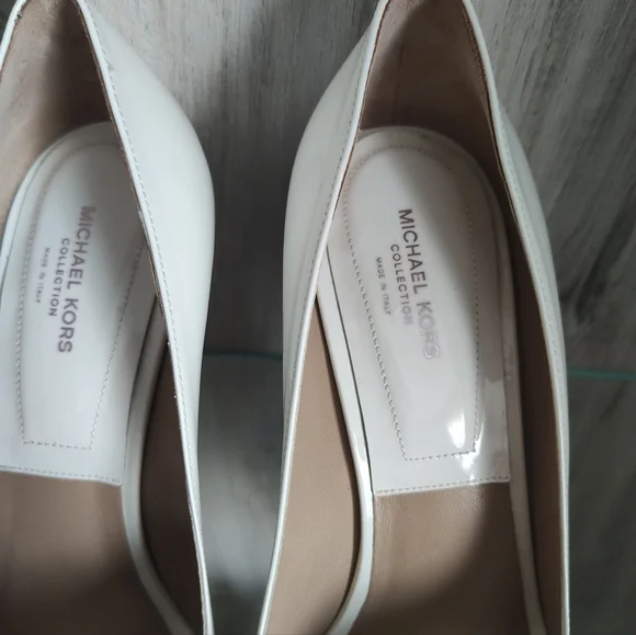 Michael Kors Collection Muse Runway Patent White Women's Heels SZ 37 - Picture 3 of 10